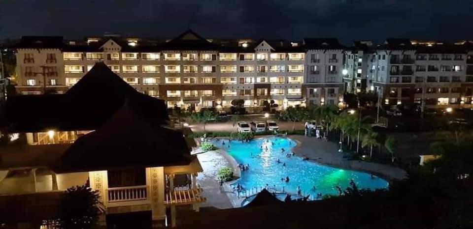 Cozy 2Br With Free Pool Beside Sm City Mall Davao Zewnętrze zdjęcie