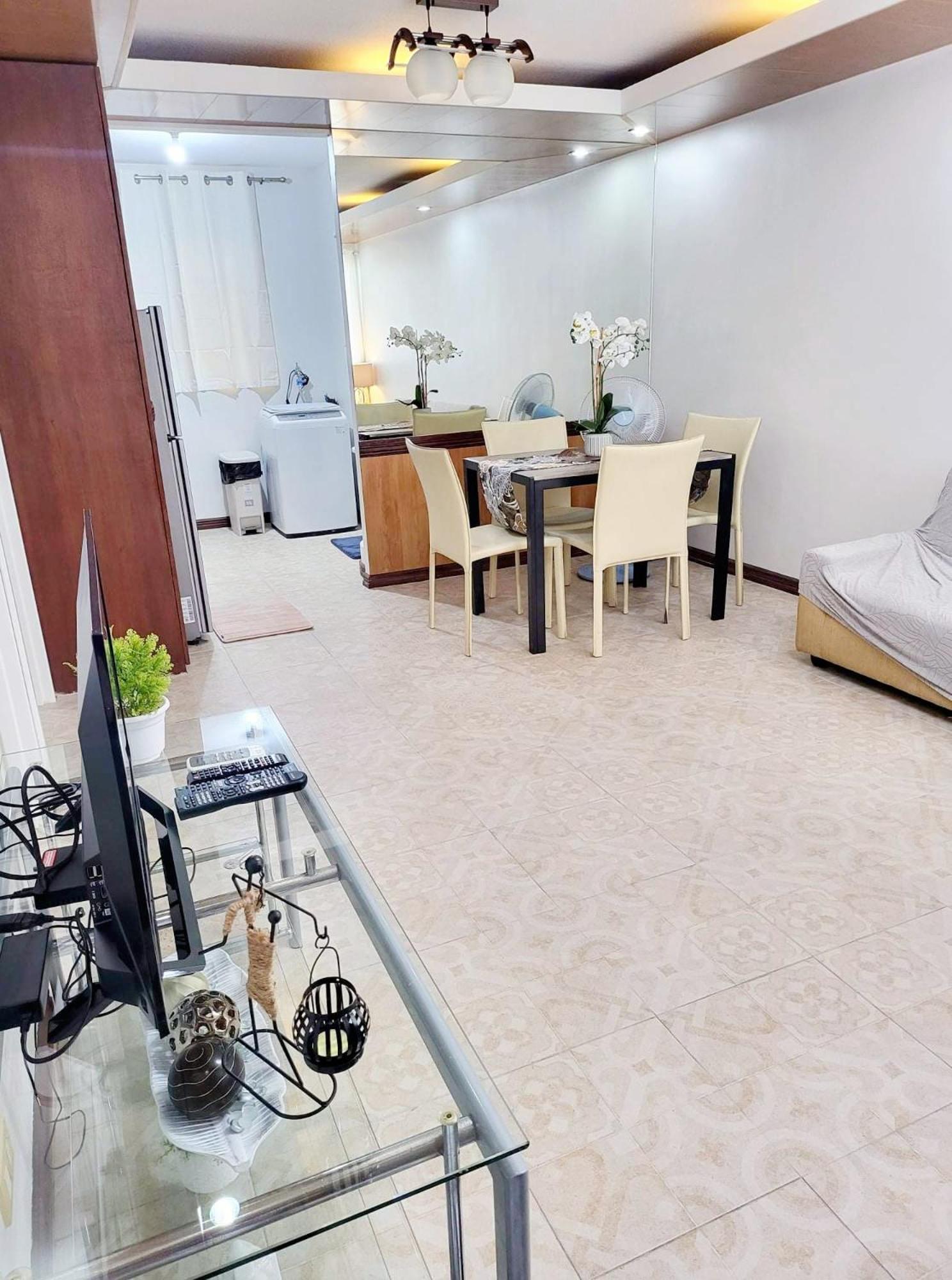 Cozy 2Br With Free Pool Beside Sm City Mall Davao Zewnętrze zdjęcie